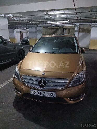 Mercedes B 200-7