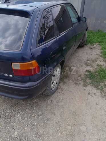 Opel Astra-4