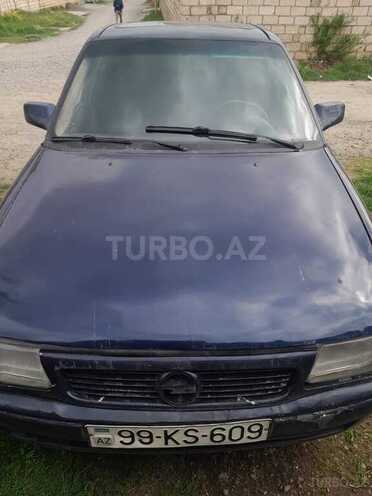 Opel Astra-1