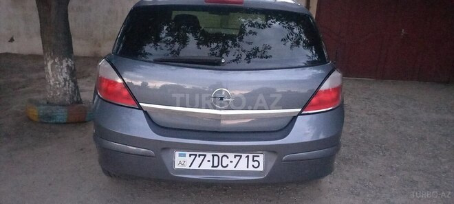 Opel Astra-11