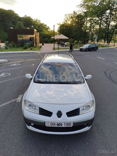 Renault Megane-2