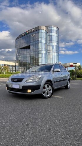 Kia Rio-5