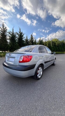 Kia Rio-8