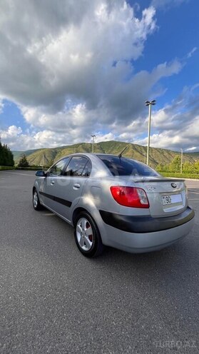 Kia Rio-9