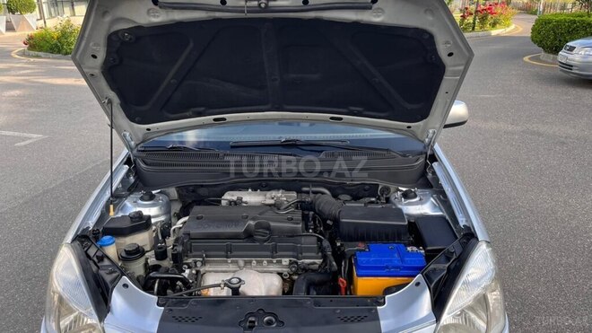 Kia Rio-16