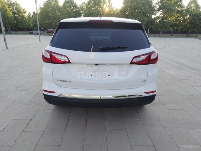Chevrolet Equinox-7