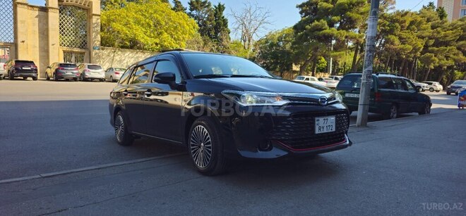 Toyota Corolla Fielder-2