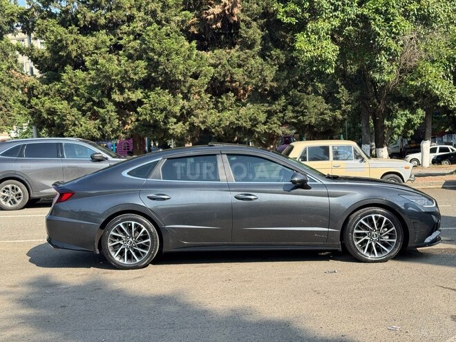 Hyundai Sonata-7