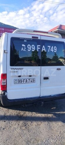 Ford Transit-2