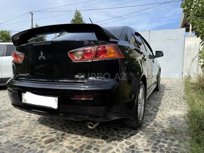 Mitsubishi Lancer-7