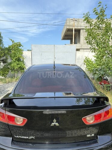 Mitsubishi Lancer-8
