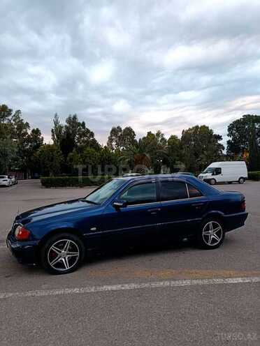 Mercedes C 200-3