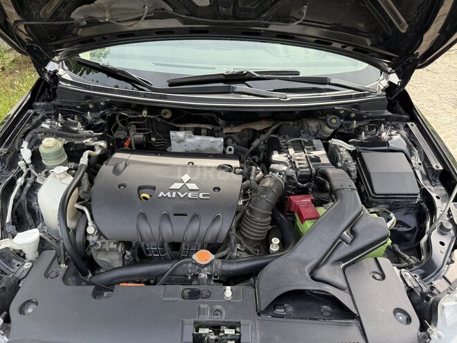 Mitsubishi Lancer-20