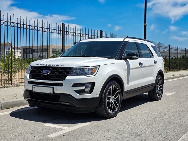 Ford Explorer-2