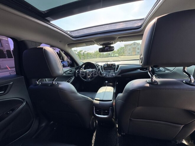 Chevrolet Malibu-13