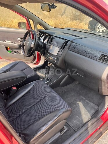 Nissan Tiida-6