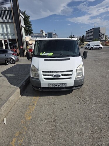 Ford Transit-1