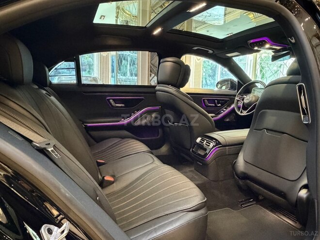 Mercedes S 500 4MATIC-13