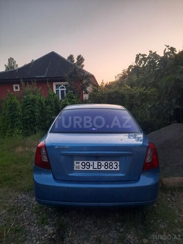 Chevrolet Lacetti-2