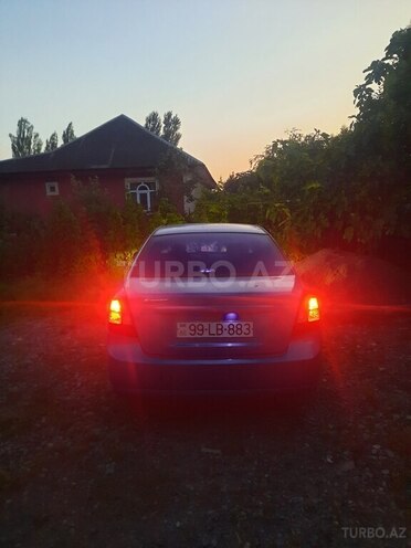 Chevrolet Lacetti-8