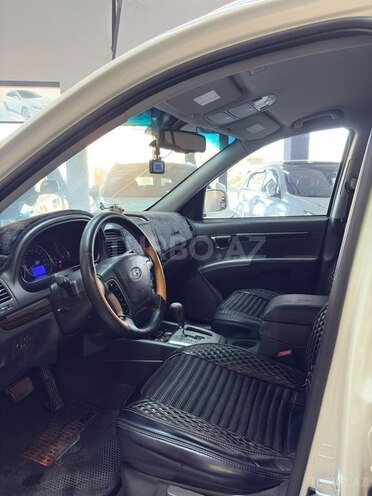 Hyundai Santa Fe-20