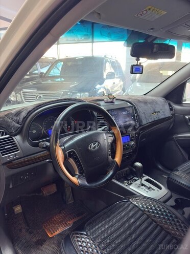 Hyundai Santa Fe-23