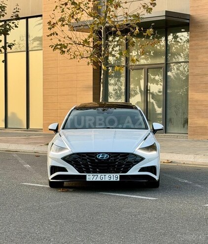 Hyundai Sonata-1