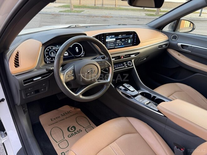 Hyundai Sonata-9