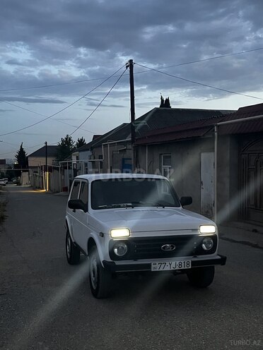 LADA (VAZ) Niva-2
