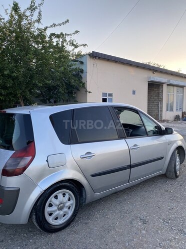 Renault Scenic-4