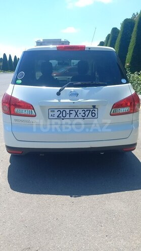 Nissan Wingroad-2