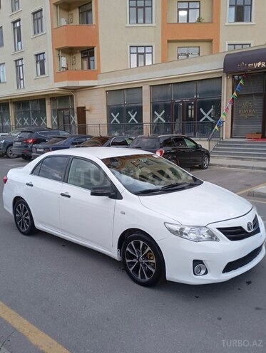 Toyota Corolla-4