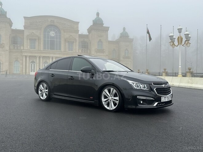 Chevrolet Cruze-13