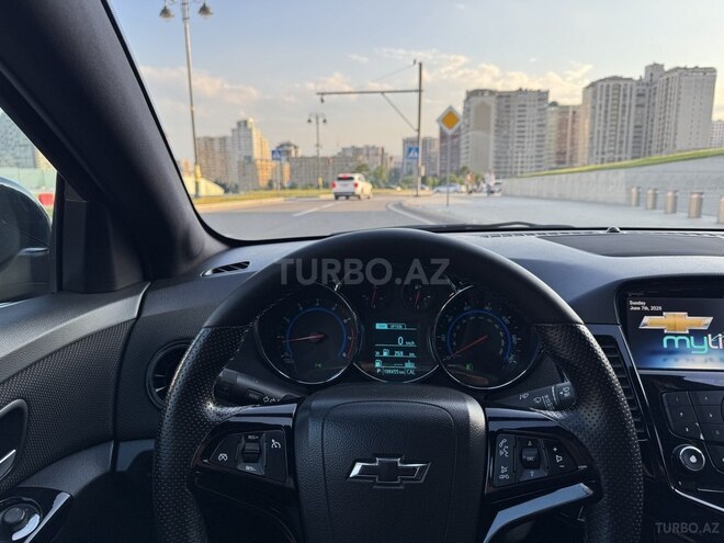 Chevrolet Cruze-11