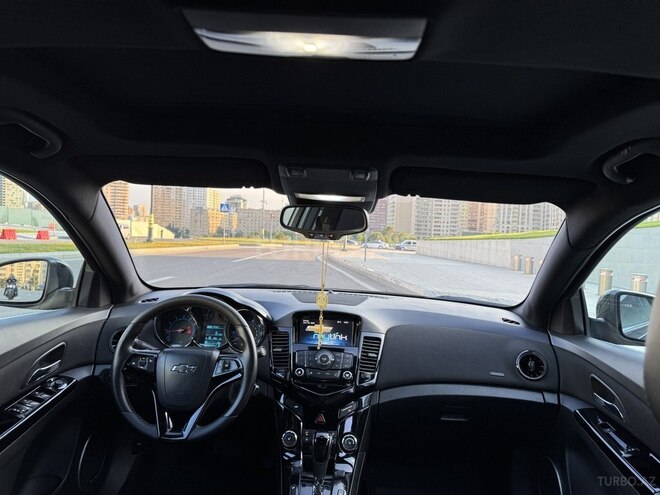 Chevrolet Cruze-10