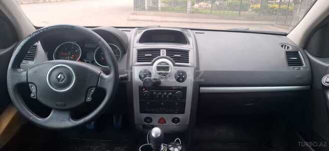 Renault Megane-5