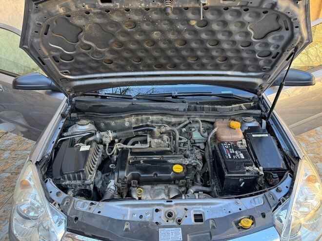 Opel Astra-9
