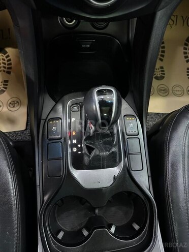 Hyundai Santa Fe-11