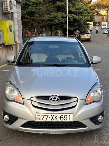 Hyundai Accent-1