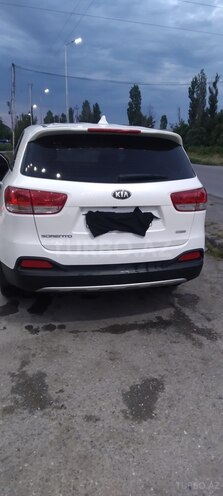 Kia Sorento-8