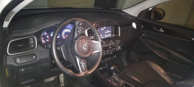 Kia Sorento-3