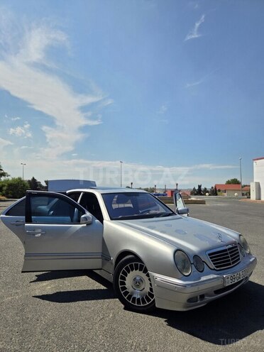 Mercedes E 320-14