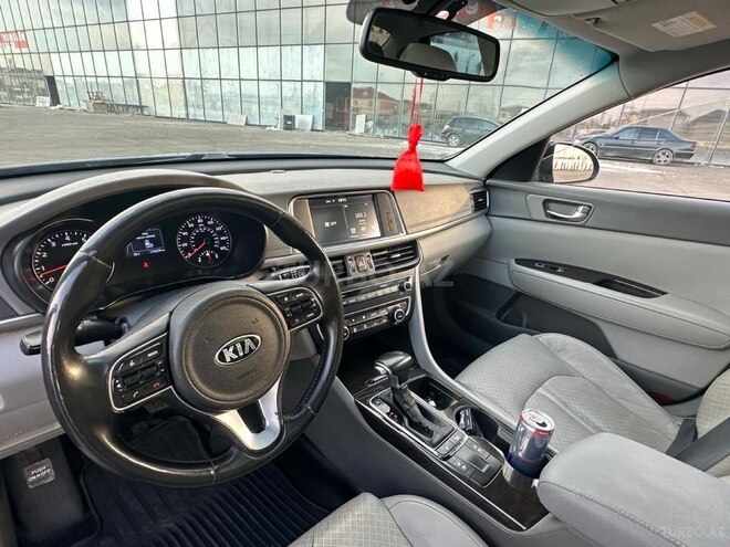 Kia Optima-5