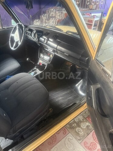 LADA (VAZ) 2106-6