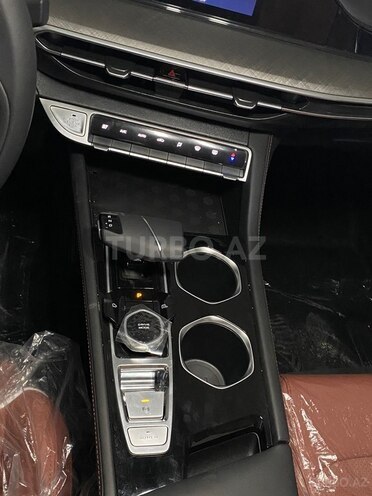 Changan Eado Plus-4