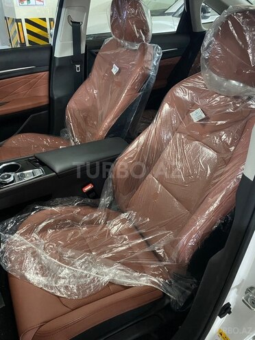 Changan Eado Plus-8