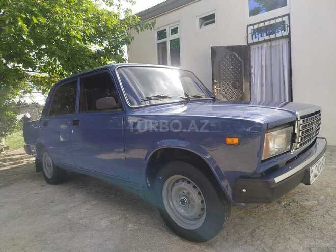 LADA (VAZ) 2107-2