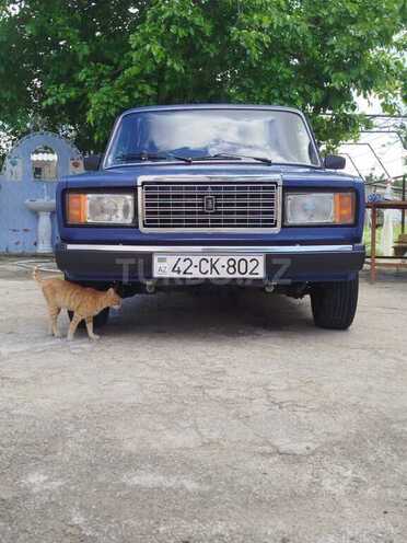 LADA (VAZ) 2107-1