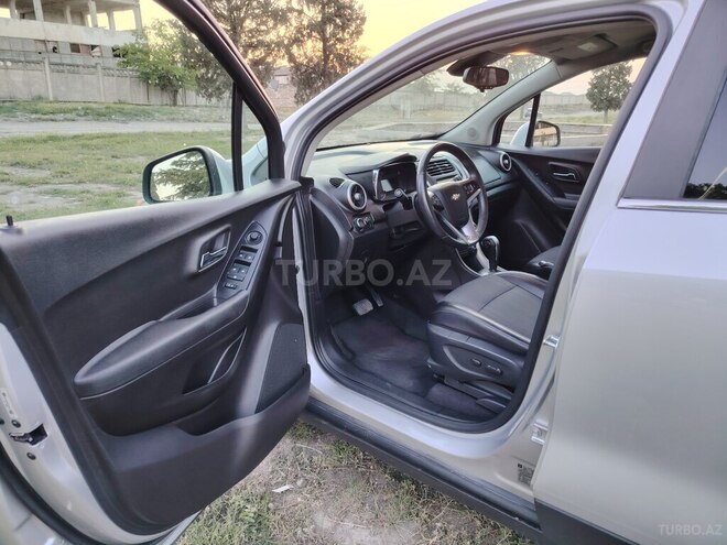 Chevrolet Trax-8