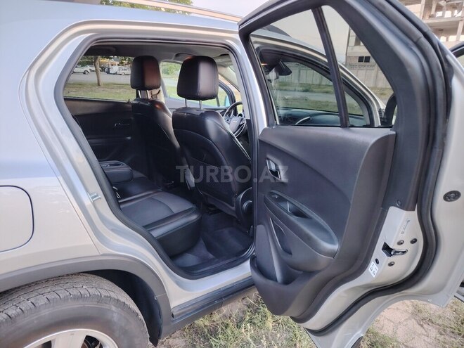 Chevrolet Trax-11